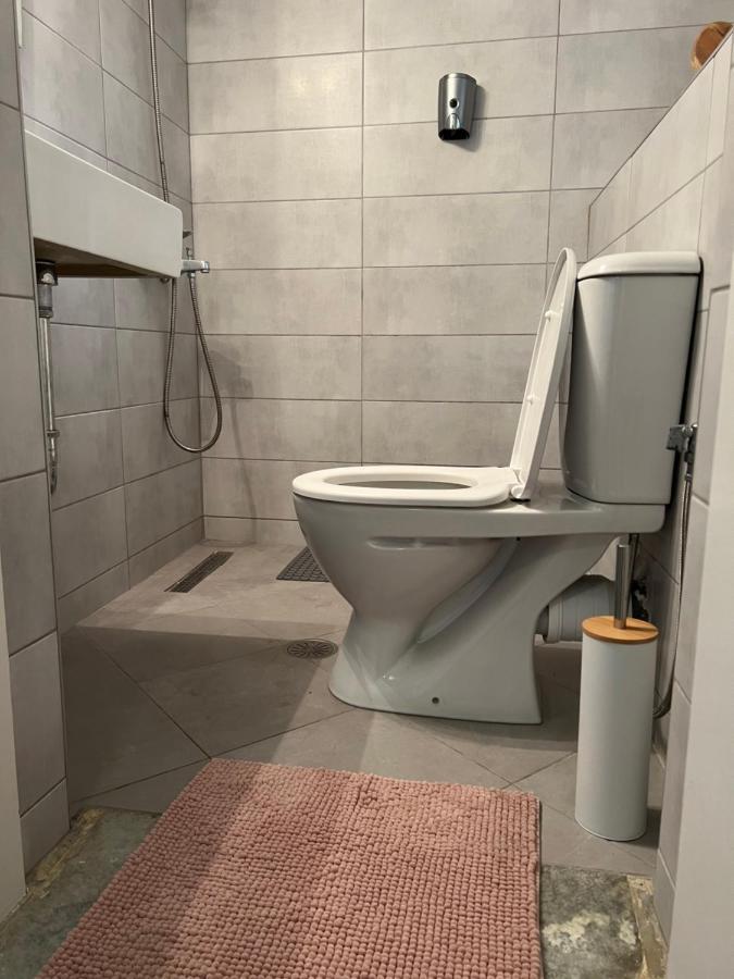 Cosy Guesthouse-Souterrain With Garden In City Center Corinth 외부 사진
