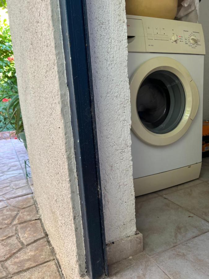 Cosy Guesthouse-Souterrain With Garden In City Center Corinth 외부 사진