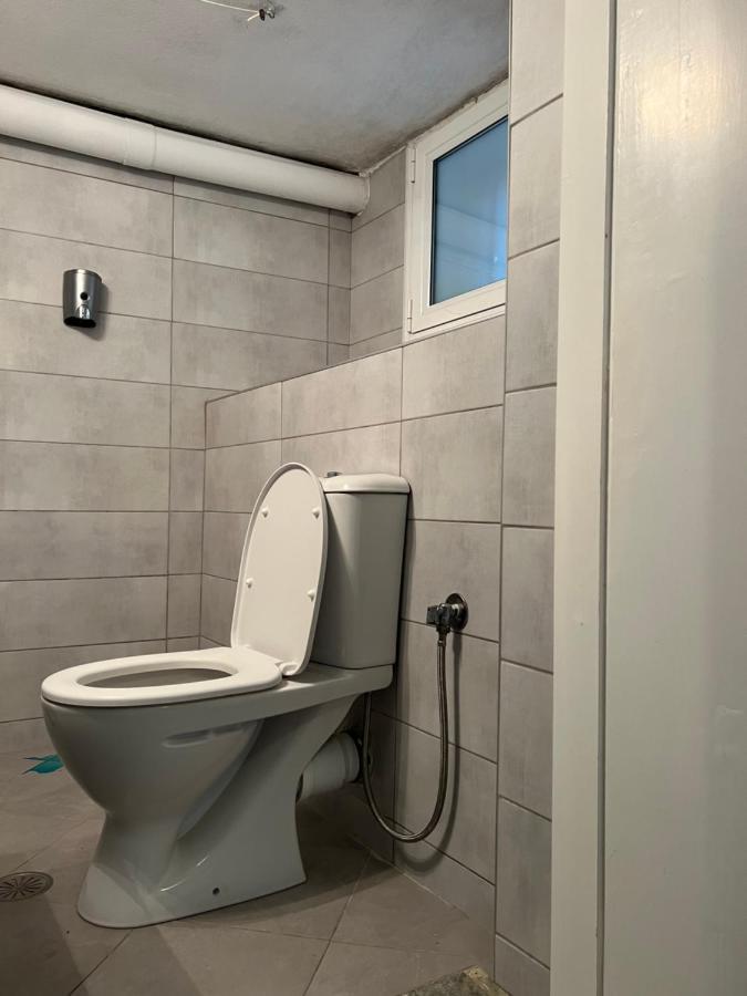 Cosy Guesthouse-Souterrain With Garden In City Center Corinth 외부 사진